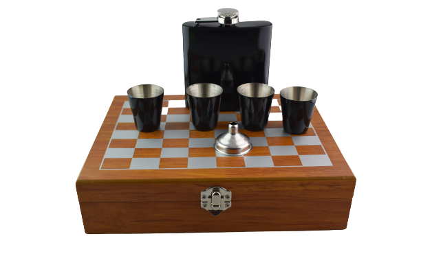 Set Tabla Sah cu plosca si 4 pahare, Lemn,24*18 cm [3]