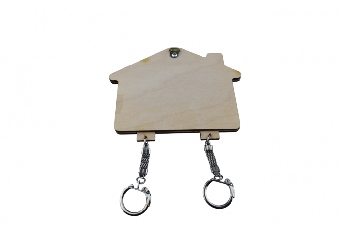 Suport din lemn pentru brelocuri – Cuplu în căsuță [4]