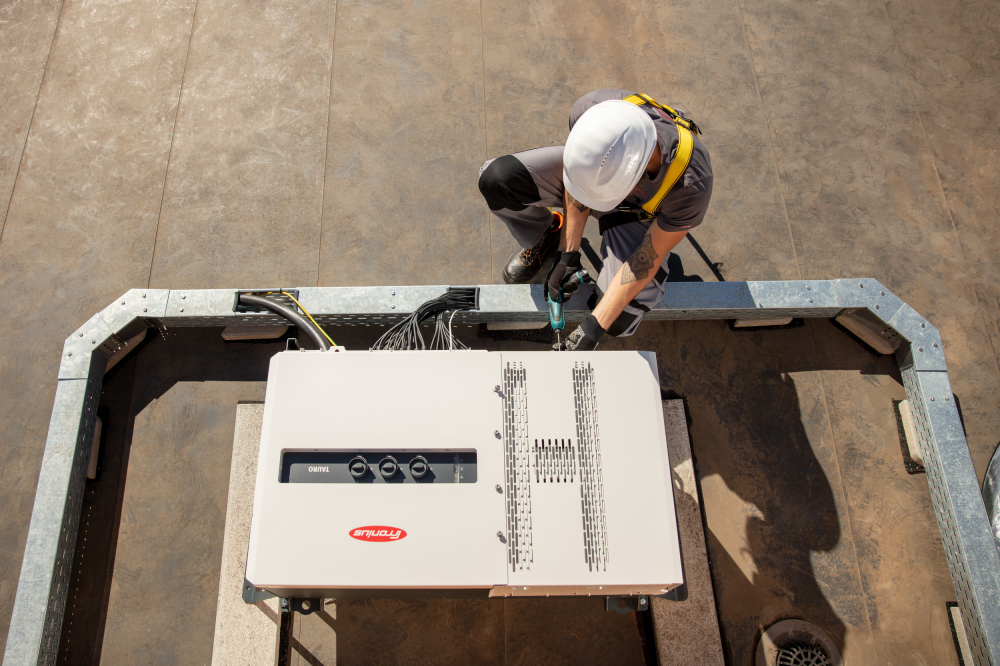 Invertor on-grid trifazat Fronius Tauro ECO 99-3-D 99.9 kW [2]