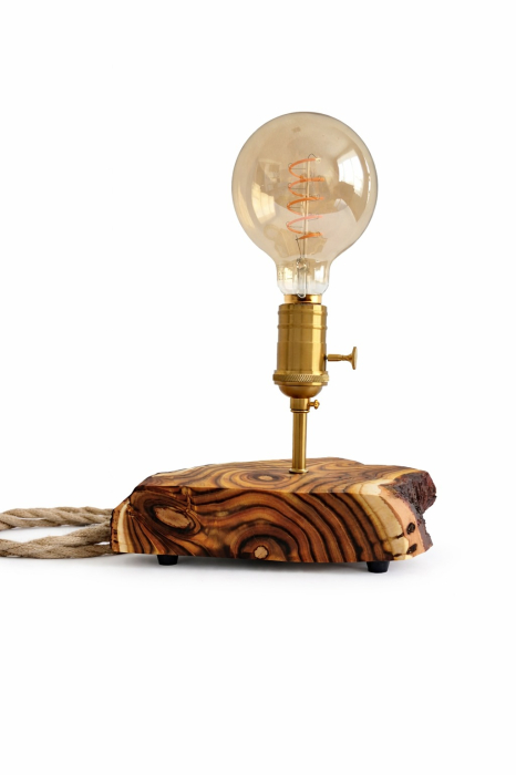 Lampa din lemn de sumac realizata manual - lampa decorativa rustica [8]