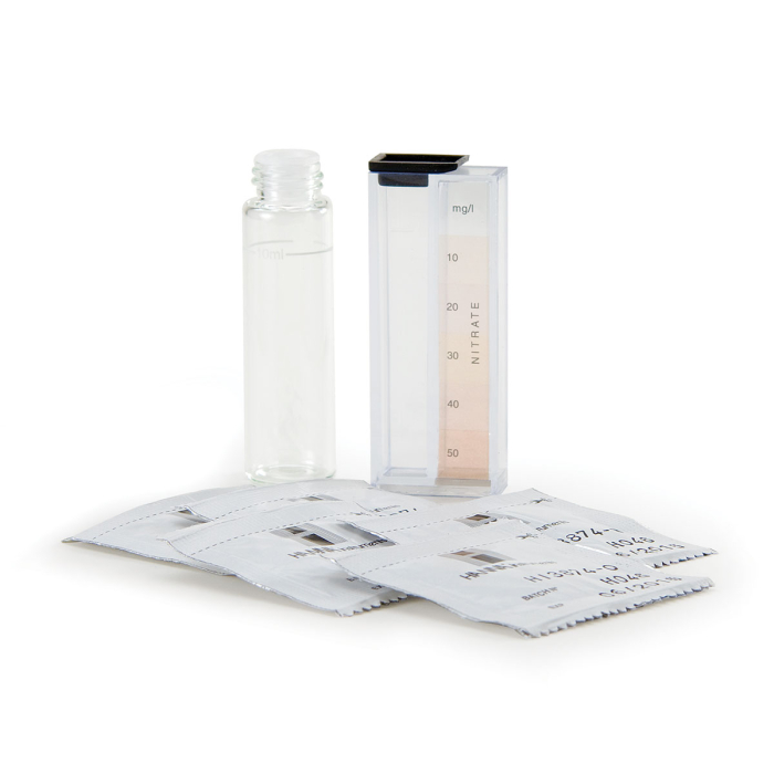 Nitrat (ca NO3-N), Interval: (0-50 mg/L) Metoda: colorimetrică, 100 teste [1]
