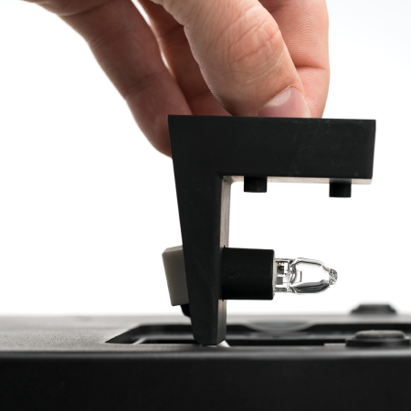 iris Spectrofotometru de laborator si portabil, acumulator pentru 800 de teste pe teren [3]