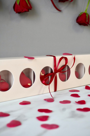 Valentine's Day - Love Macarons box