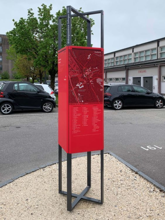 Totemuri - Totem informativ exterior cu hartă – panou urban de orientare și semnalistică pentru spații publice