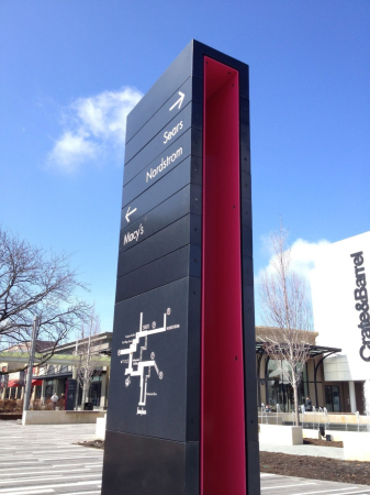Totemuri - Totem publicitar exterior metalic – panou direcțional și signage pentru centre comerciale și spații business