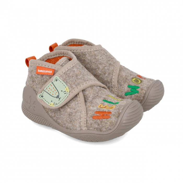 Incaltaminte de interior biomecanics zapatilla la world, maro) - imagine produs HeiBebe.ro [1]