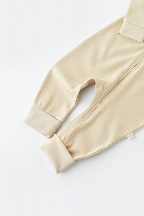 Salopeta cu fermoar cu maneca lunga si pantaloni lungi - 100%bumbac organic - crem, babycosy - imagine produs HeiBebe.ro [6]