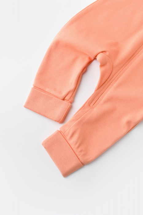 Salopeta cu fermoar cu maneca lunga si pantaloni lungi - 100%bumbac organic - roz piersica, babycosy - imagine produs HeiBebe.ro [3]
