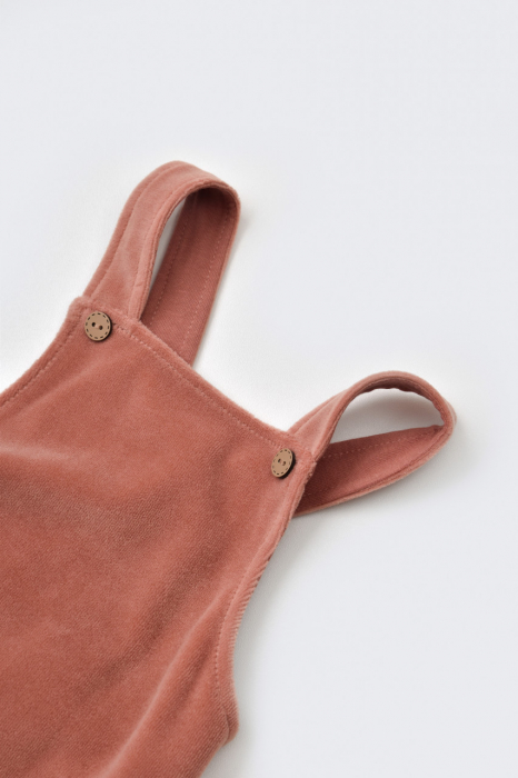 Salopeta velvet cu bretele din 80%bumbac organic si 20% poliester - caramiziu, babycosy - imagine produs HeiBebe.ro [2]