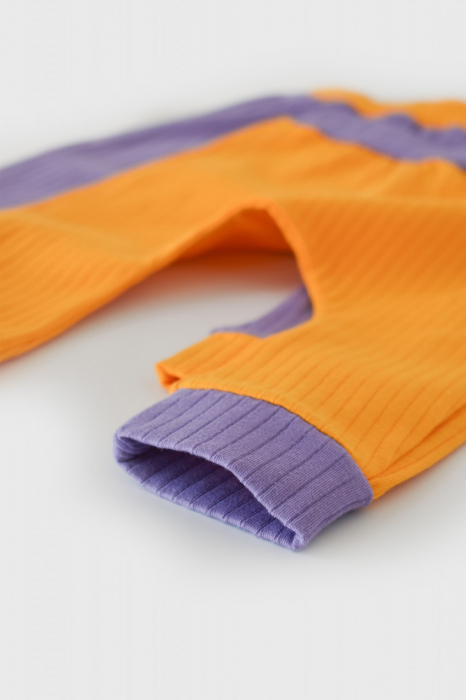 Set 2 pantaloni ribana bebe unisex din bumbac organic si 5%elastan - galben/mov babycosy - imagine produs HeiBebe.ro [7]