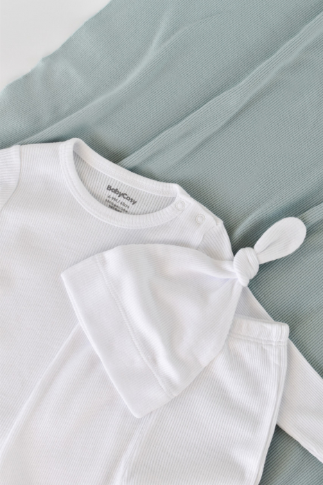 Set 3 piese: body cu maneca lunga, pantaloni lungi si caciulita din bumbac organic si modal - alb, babycosy - imagine produs HeiBebe.ro [3]
