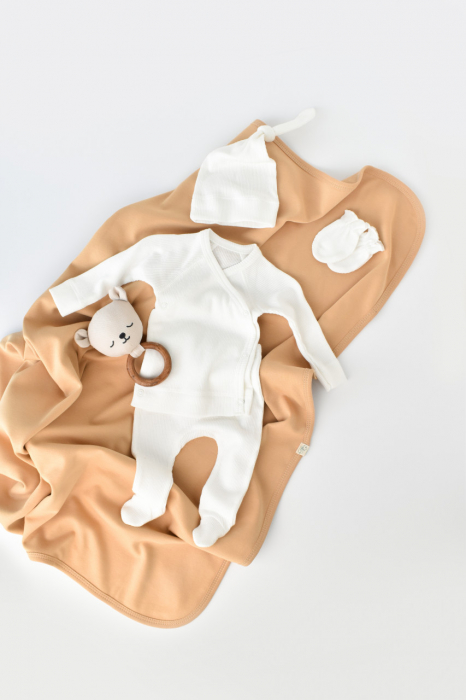 Set 4 piese: bluza, pantaloni, caciulita si manusi din bumbac organic si modal - ecru, babycosy - imagine produs HeiBebe.ro [1]