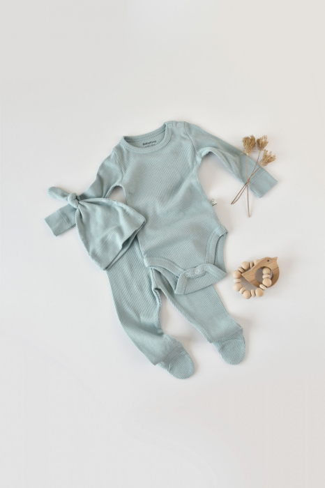 Set 4 piese: bluza, pantaloni, caciulita si manusi din bumbac organic si modal - mint, babycosy - imagine produs HeiBebe.ro [2]