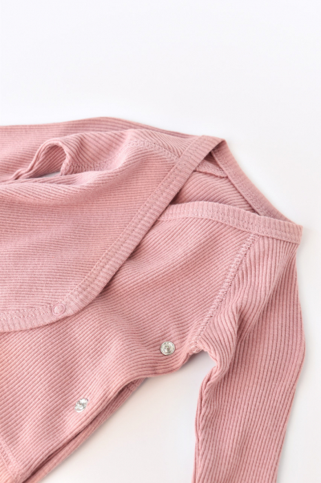 Set 4 piese: bluza, pantaloni, caciulita si manusi din bumbac organic si modal - rose, babycosy - imagine produs HeiBebe.ro [4]