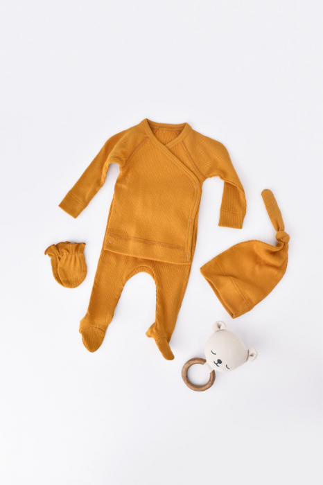 Set 4 piese: bluza, pantaloni, caciulita si manusi din bumbac organic si modal - sofran, babycosy - imagine produs HeiBebe.ro [1]