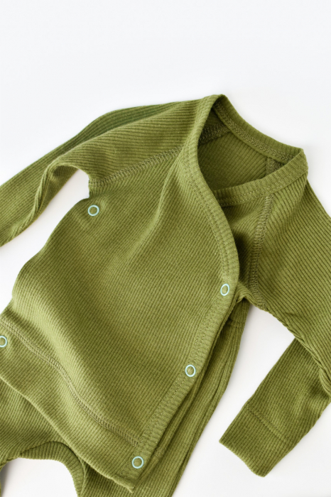 Set 4 piese: bluza, pantaloni, caciulita si manusi din bumbac organic si modal - verde, babycosy - imagine produs HeiBebe.ro [2]