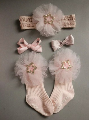 Set 4 piese - sosete cu accesorii - imagine produs HeiBebe.ro [2]