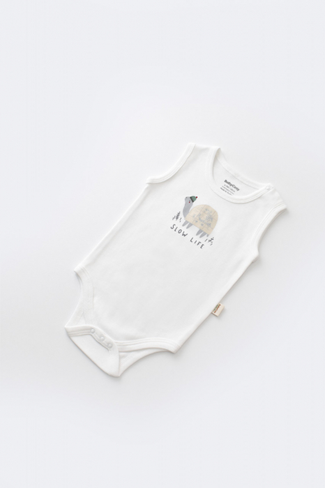 Set broscuta cu salopeta si body din 80%bumbac organic si 20% poliester - crem, babycosy - imagine produs HeiBebe.ro [6]