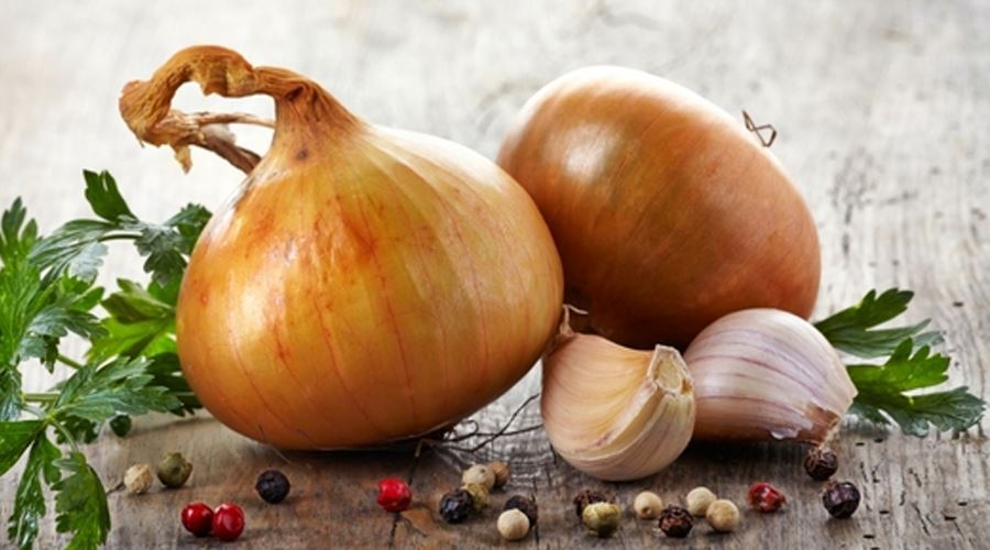 Ceapa si usturoiul fluidifica sangele bolnavilor de arterita