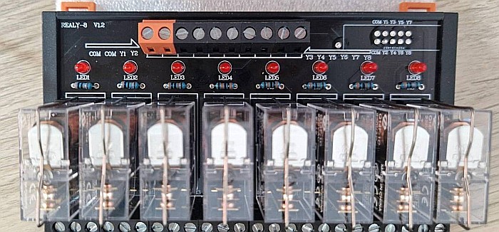 Modul 8 relee, 1 inchis 1 deschis, AC 220V, sina DIN [3]