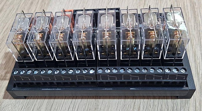 Modul 8 relee, 1 inchis 1 deschis, DC 12V, sina DIN [3]