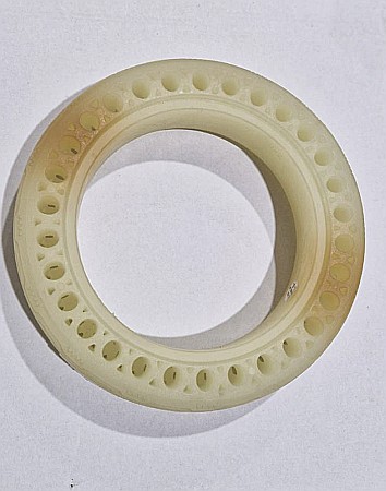 Produse expuse in Showroom - Cauciuc plin fluorescent verde expus in showroom Xiaomi Mijia M365 / M365 PRO/ Mi PRO 2/ Mi 1S