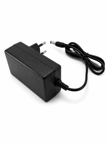 Incarcator priza Li-Ion 12.6V 2A cu mufa DC 2.1 [3]
