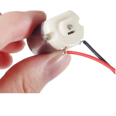 Motor DC 130 cu perii, 3-6V, ax 2mm, cu fire de conectare [4]