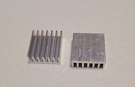 Componente imprimante 3D - Radiator aluminiu driver si mosfet cu adeziv, 14x14x6mm, imprimanta 3D (set 4 buc)