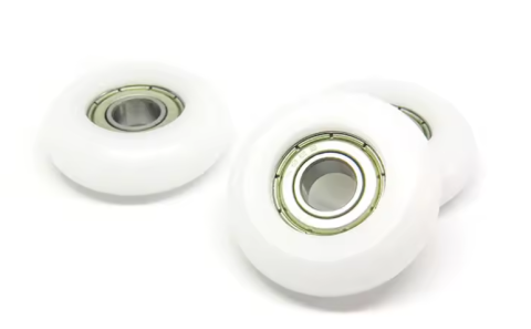 Piese si componente imprimante 3D si CNC - Rola alba pentru profil V cu rulment 696ZZ, 6x22.5x7mm