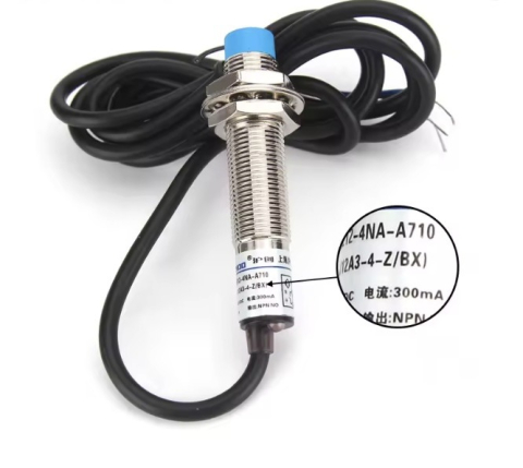 Senzor inductiv de proximitate, NPN / NO, LJ12A34Z/BX, 6-36VDC, normal deschis [1]