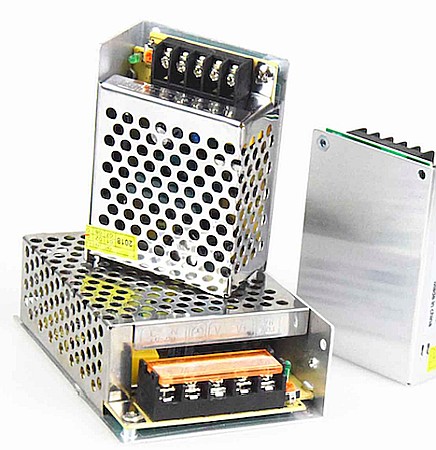 Alimentatoare AC-DC - Sursa alimentare in comutatie 220VAC la 5VDC 10A 50W mini