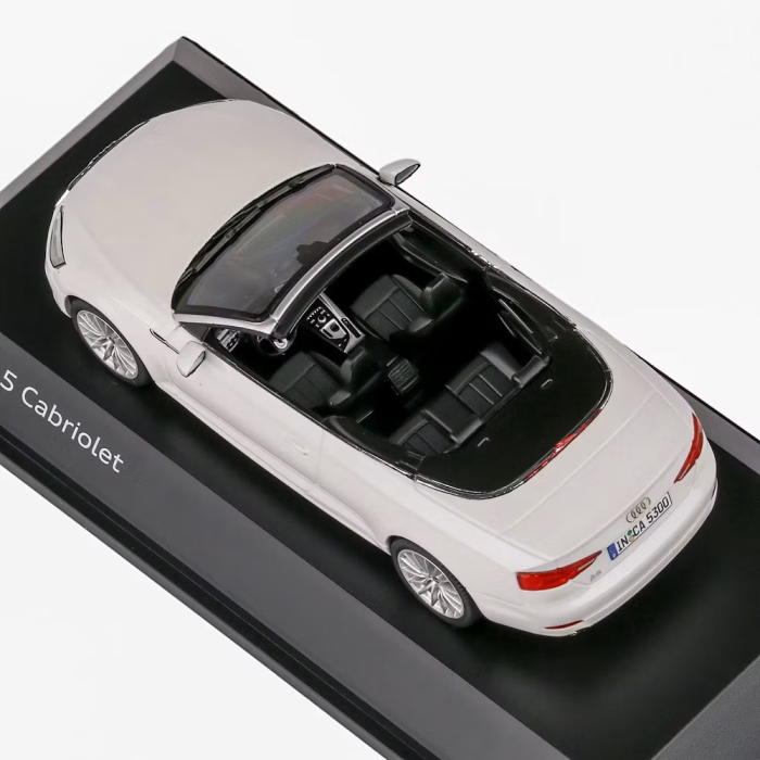Macheta Auto Audi A5 Cabriolet 2017 Alba – Scara 1:43, Spark Dealer Edition [3]