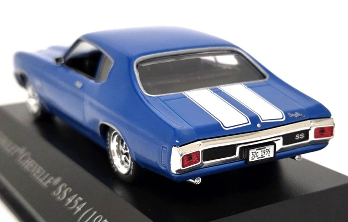 Macheta auto Chevrolet Chevelle SS 454 Coupe 1970, albastru cu dungi albe, scara 1:43, cu vitrina [3]