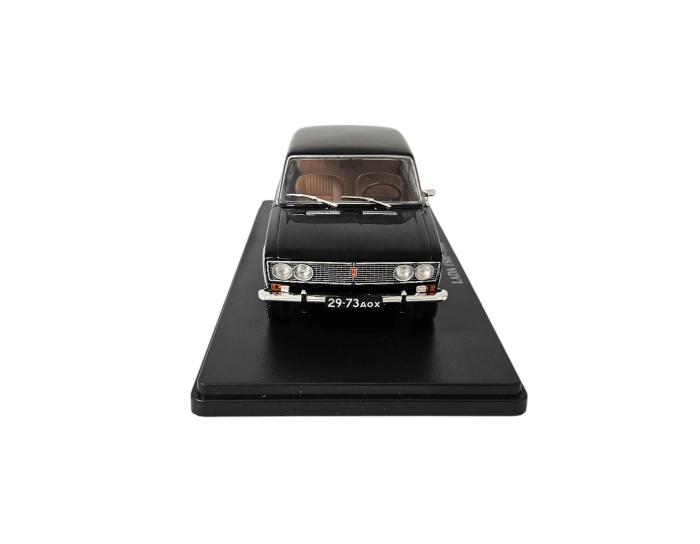 Macheta Auto Lada 1500 1980 Neagra – Scara 1:24, Vitrina Plexiglas Outlet [5]