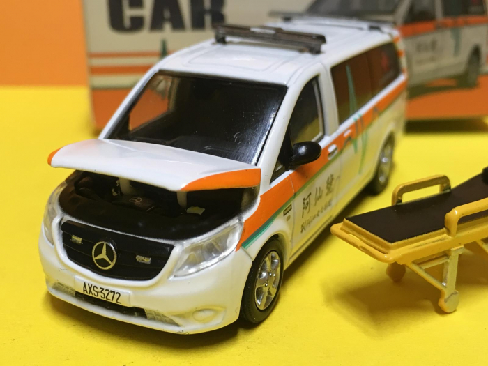 Macheta auto Mercedes Vito 2020 ambulanta Taiwan, 1:64 cu targa ERA CAR [5]