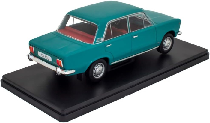 Macheta Auto Polski Fiat 125p 1970 Vernil – Scara 1:24, Blister cu Postament [2]