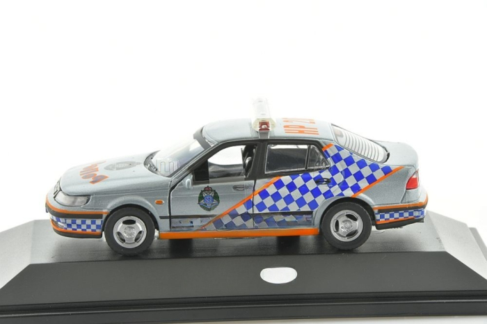 Machetă auto Saab 9-5 Poliție Australia 2002 scara 1:43 – cu uși funcționale [3]