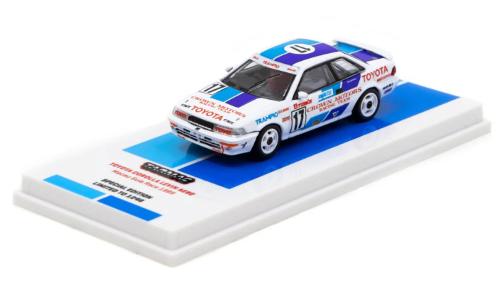 Macheta Auto Toyota Corolla Levin AE92 #17 Macau GP 1989 – Alb/Albastru, Scara 1:64, Tarmac [3]