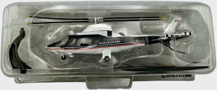 Machetă elicopter Agusta A109 Carabinieri 2003 scara 1:72 – cu suport expunere [2]