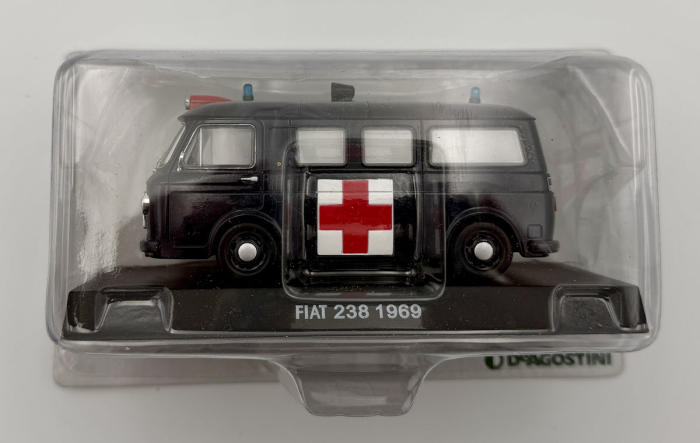Macheta Fiat 238 Ambulanta Carabinieri 1969, 1:43 [3]