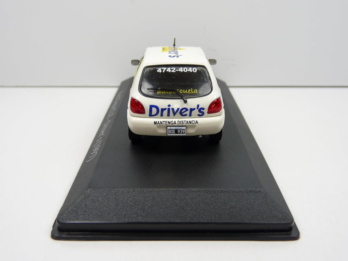 Macheta Ford Fiesta CLX 1997 Scoala Soferi Drivers – Scara 1:43 Hachette [5]