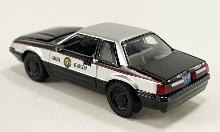 Macheta Ford Mustang SSP 1993 - North Carolina Highway Patrol – ACME 51495, scara 1:64 [5]