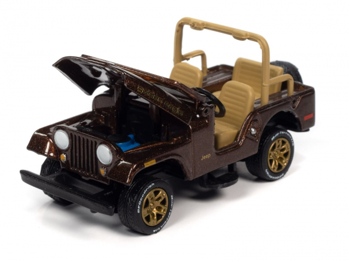 Macheta Jeep CJ-5 maro închis cu grafică Golden Eagle, 1:64 Johnny Lightning [3]