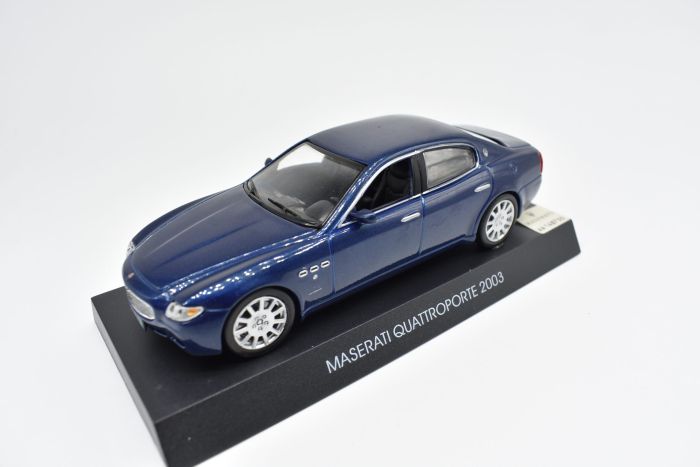 Macheta Maserati Quattroporte 2003, 1:43 [4]