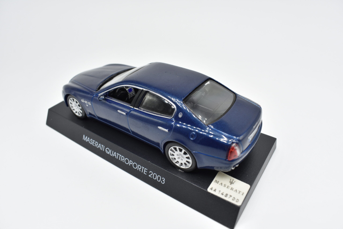 Macheta Maserati Quattroporte 2003, 1:43 [3]