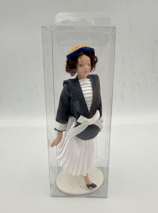 Papusa din portelan Lady Marine scara 1/12 cu suport, pentru colectie [3]