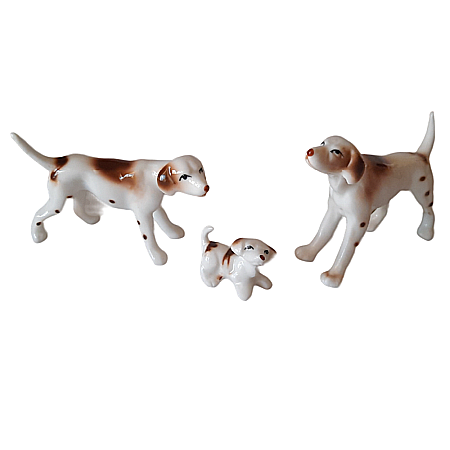 Familie de catelusi din portelan - miniaturi casute de papusi, scara 1:12