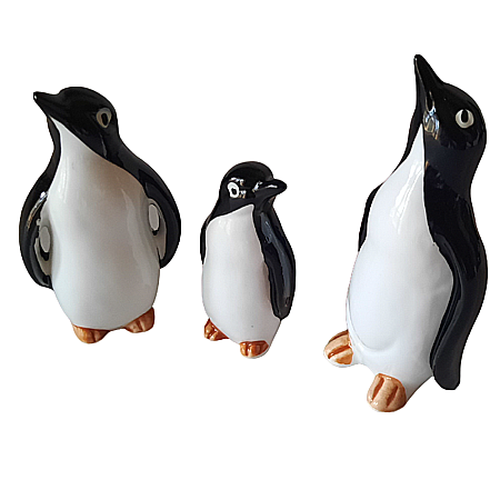 GRADINA - mobilier, decoratiuni si accesorii miniaturi papusi - Familie de pinguini din portelan - miniaturi casute de papusi