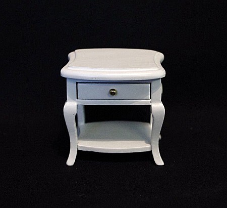 DORMITOR - mobilier si accesorii miniaturi papusi - Noptiera din lemn culoare alba - miniatura papusi colectionari